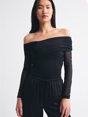 Abercrombie Black Long Sleeve Asymmetrical Wrap Bodysuit Size Medium